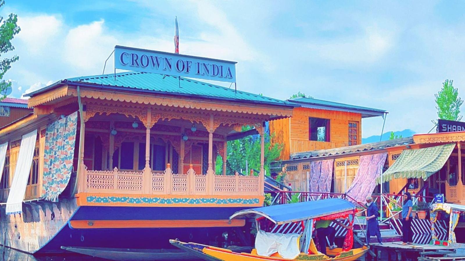 Crown Of India Group Of Houseboats Hotell Srīnagar Eksteriør bilde